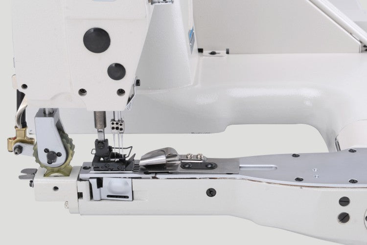 Jack JK-9270 Feed-Off-Arm 3-Needle with Puller