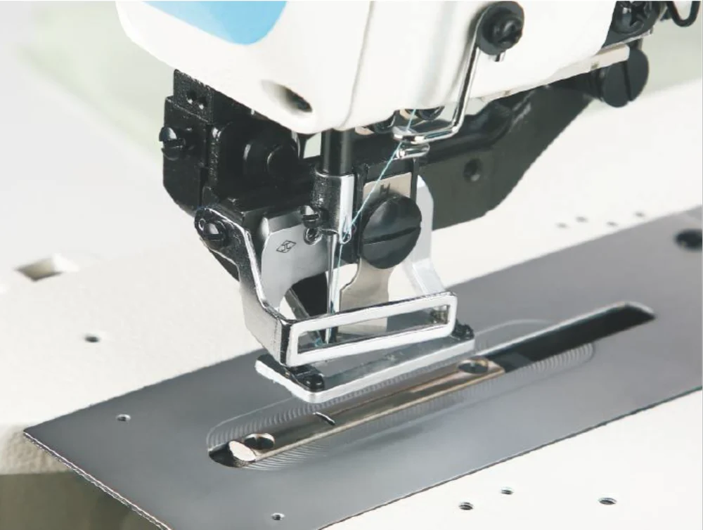 Jack 781G High-Speed Buttonhole Machine
